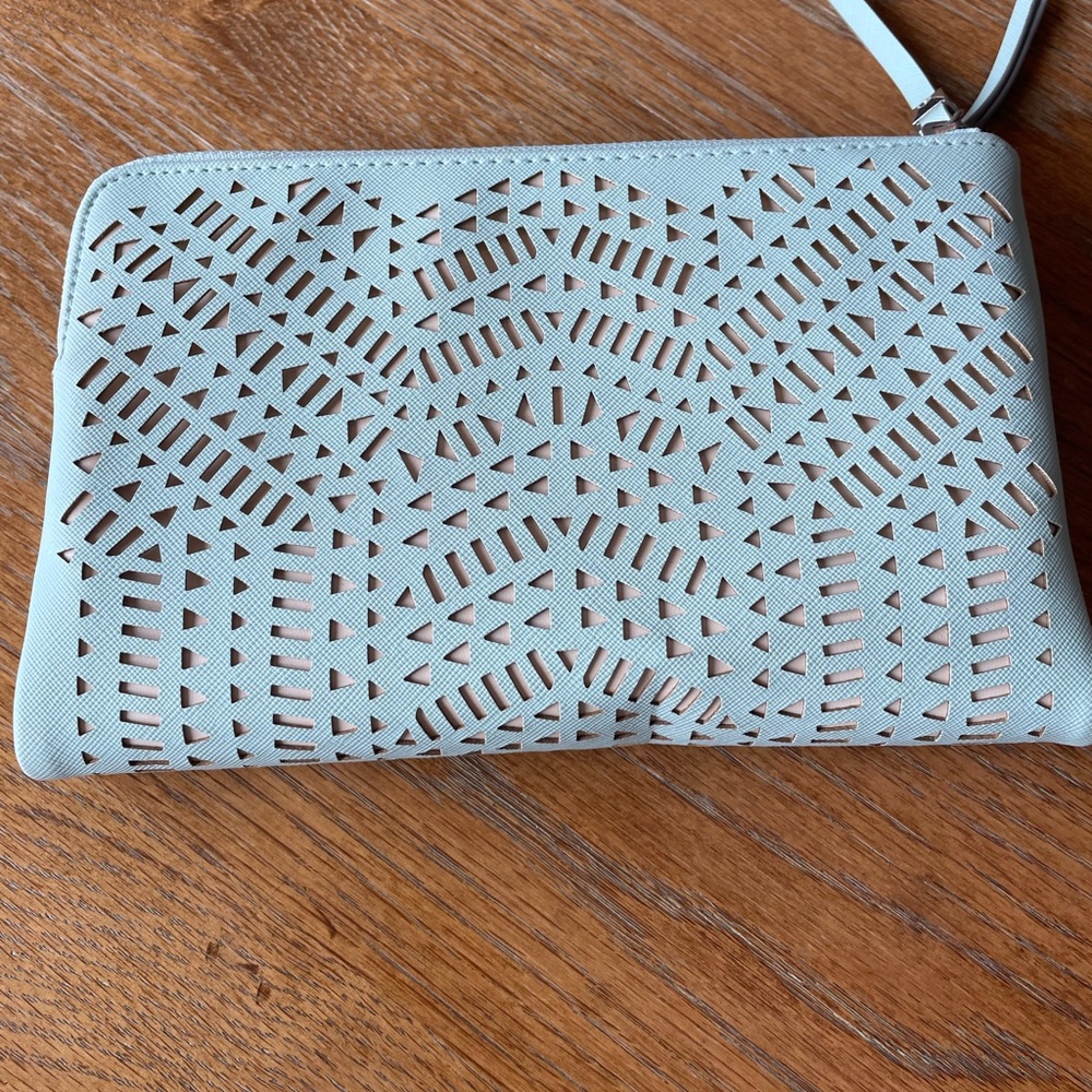 Stella and Dot mint green clutch NWOT - Picture 3 of 8